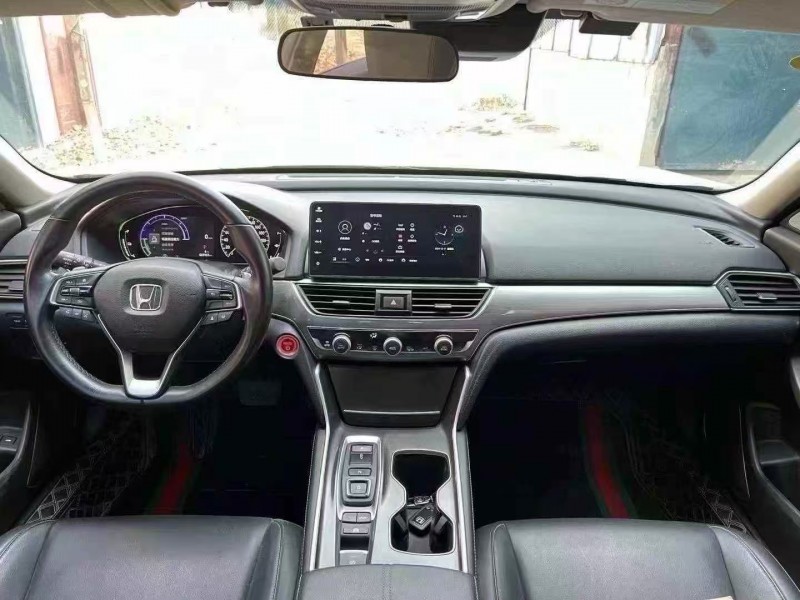 菏泽22年本田雅阁5