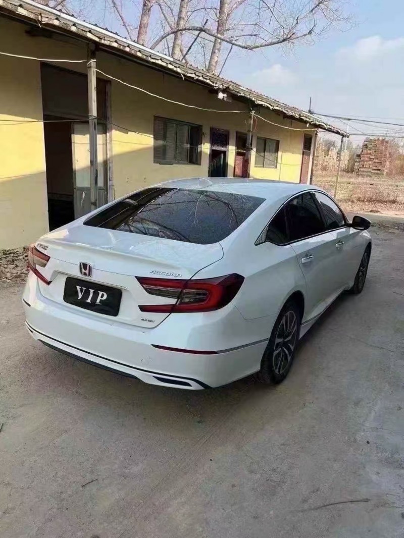 菏泽22年本田雅阁8