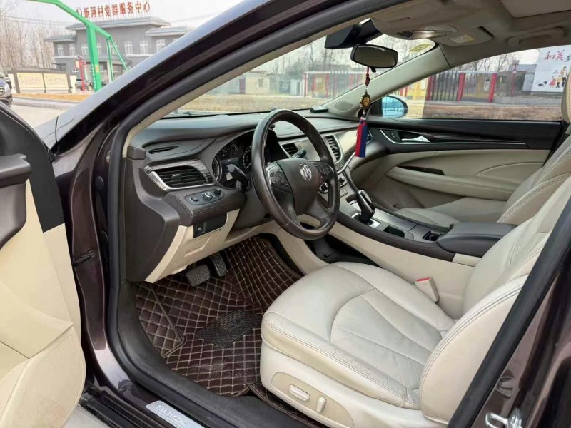 徐州17年别克君越4