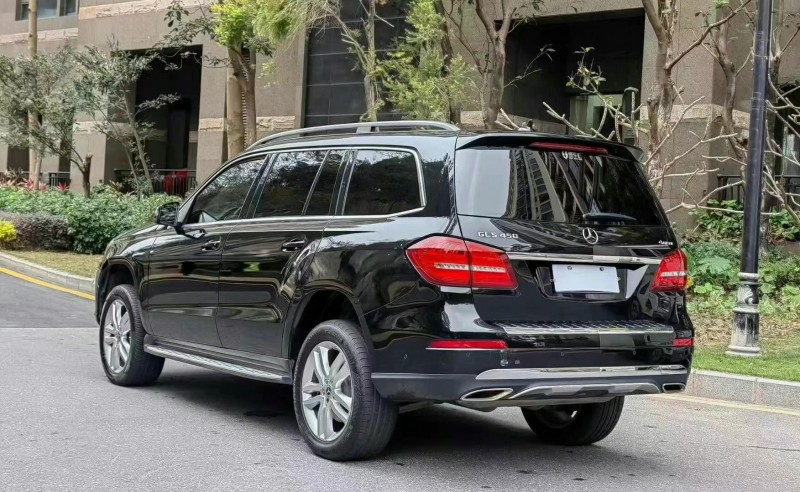广州18年奔驰GLS8