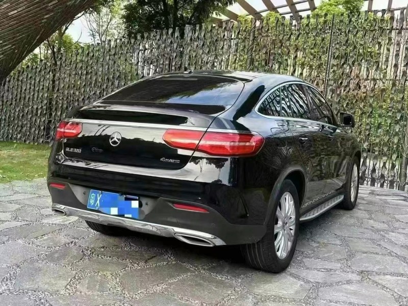 广州19年奔驰GLE7