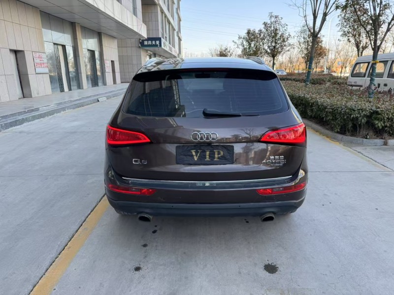 济宁16年奥迪Q59