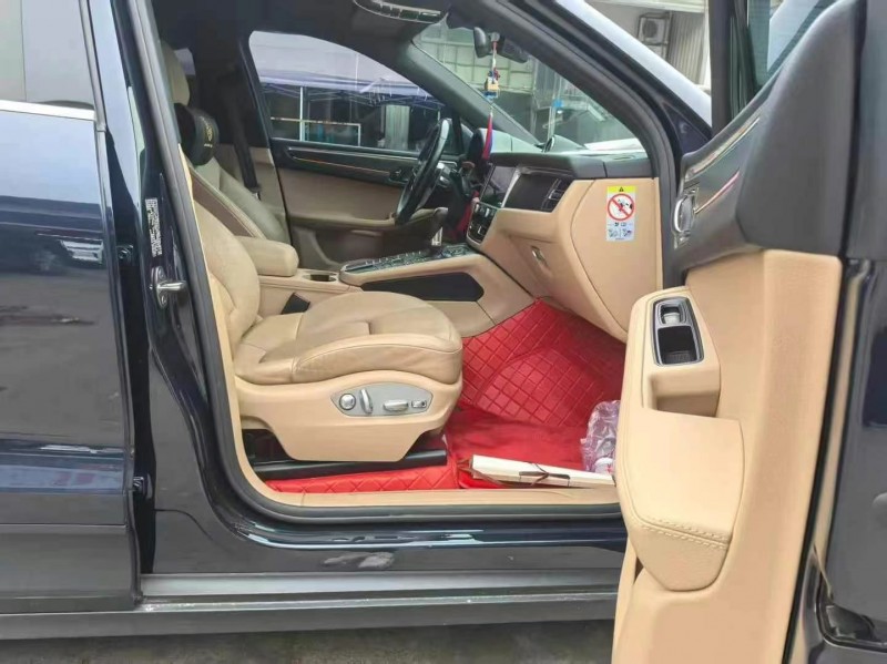廈門19年保時捷Macan5