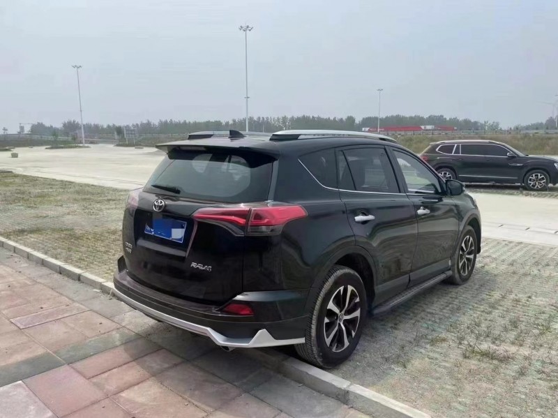 菏泽19年丰田RAV4荣放8