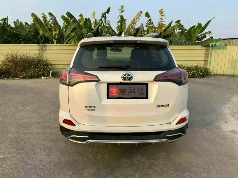 深圳19年豐田RAV4榮放4