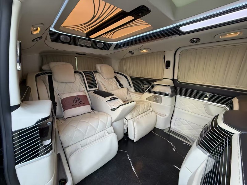 济宁22年奔驰晓奥6