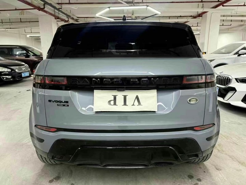 广州21年路虎极光8