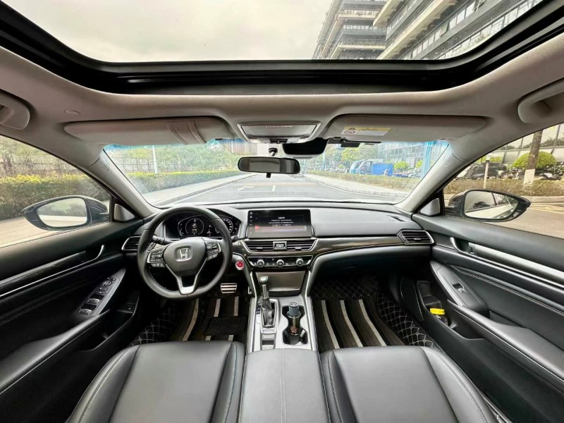 东莞22年本田雅阁6