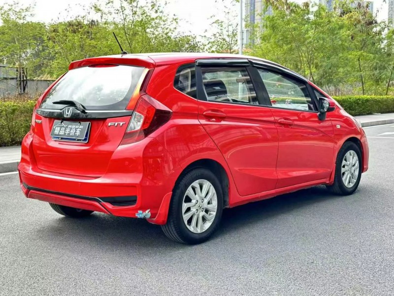 东莞18年本田飞度7