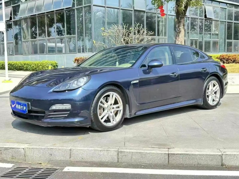 广州12年保时捷帕拉梅拉3
