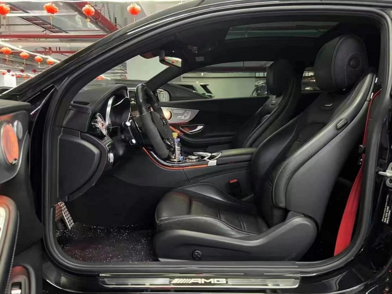 广州18年奔驰AMG4