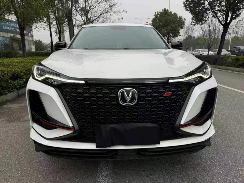 岳陽21年長安汽車CS751