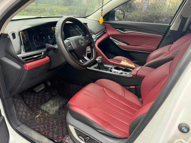 岳陽21年長安汽車CS755