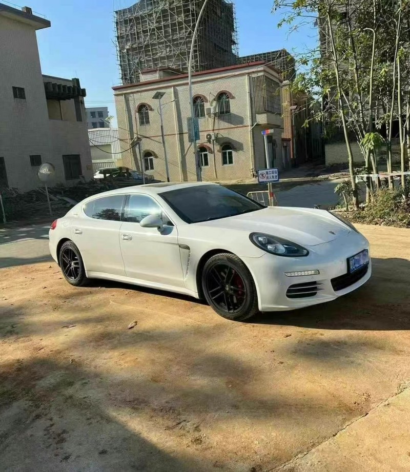 潮州15年保時捷帕拉梅拉3
