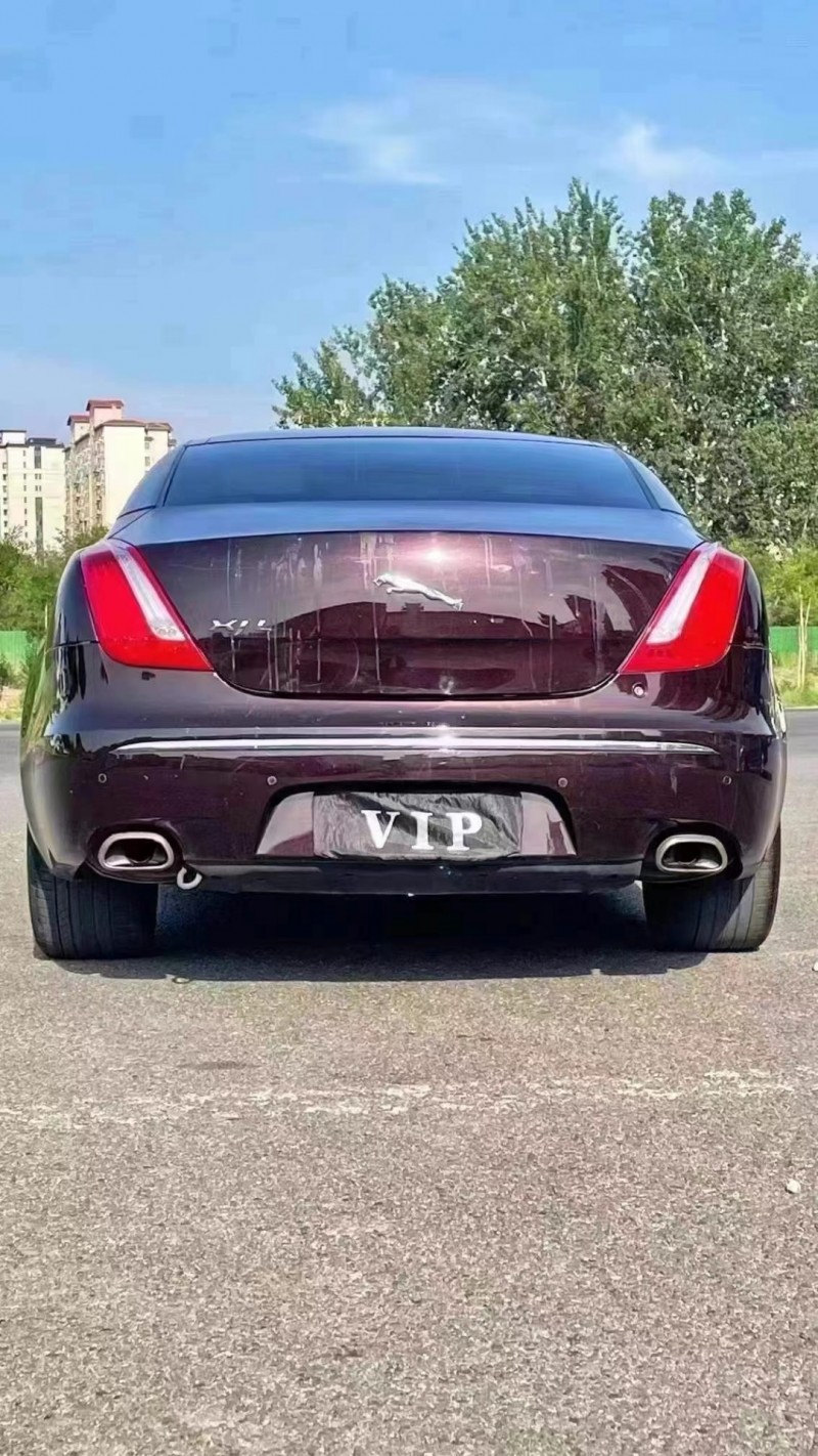 廊坊12年捷豹XJL9