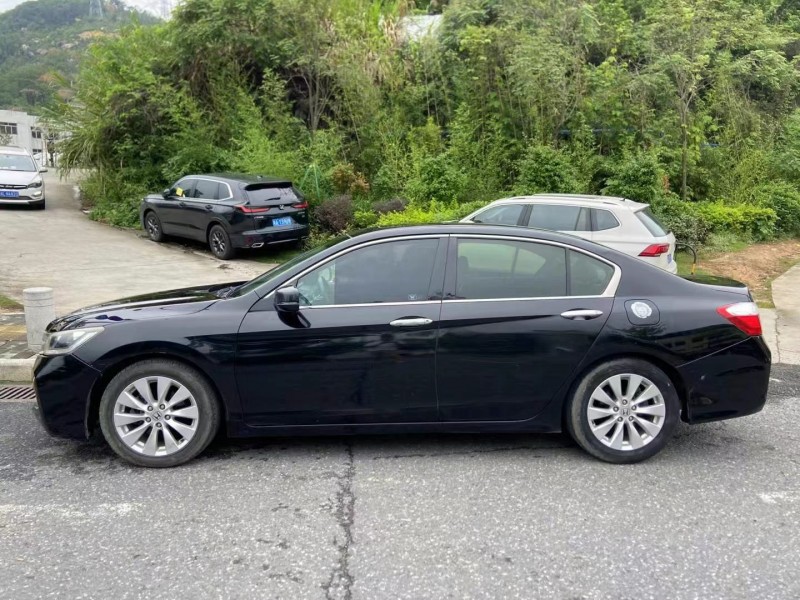 广州15年本田雅阁6