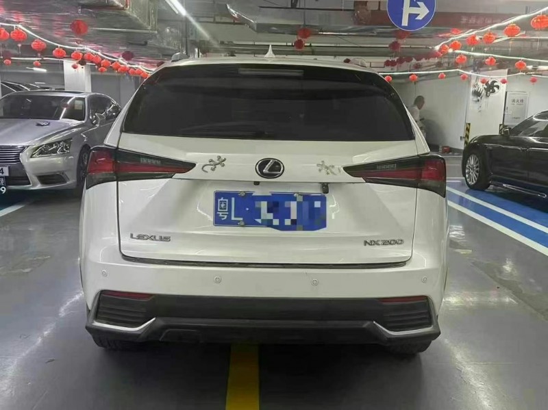 深圳18年雷克薩斯NX3