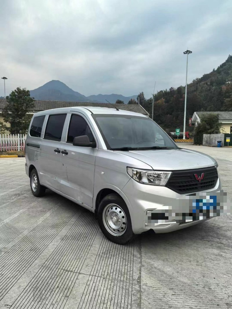 菏澤21年五菱汽車宏光3
