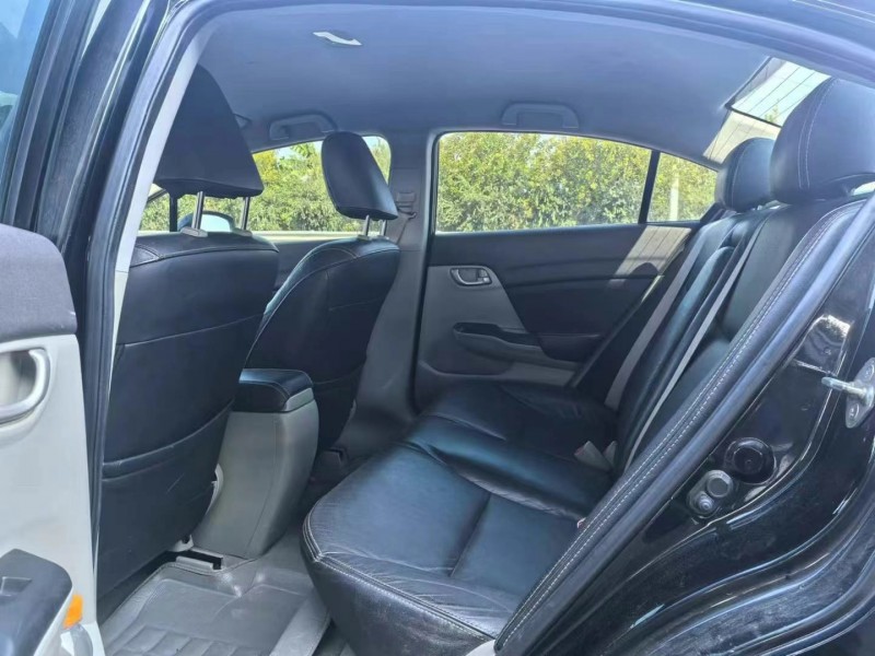 广州13年本田思域8