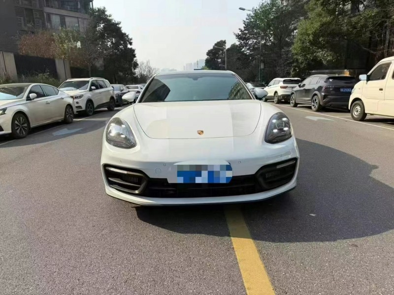 邵阳22年保时捷帕拉梅拉1