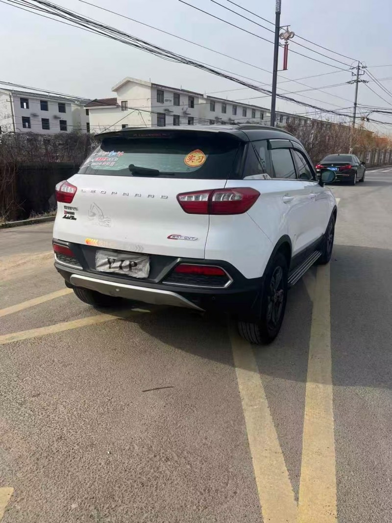 鄭州19年獵豹汽車CS99
