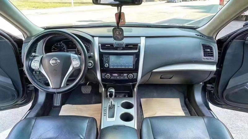 廊坊18年日產天籟5