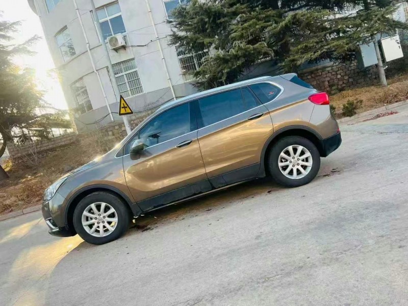 青岛18年别克昂科威8