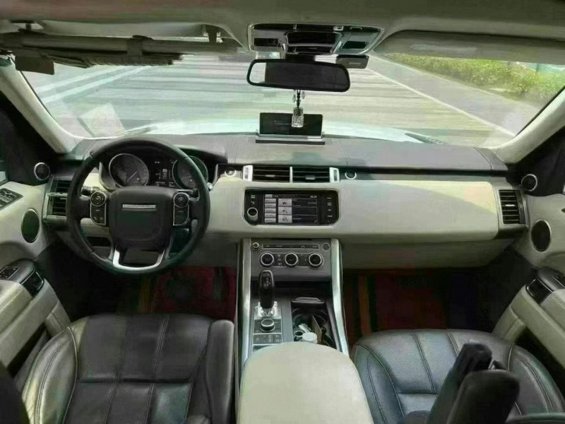 广州14年路虎揽胜运动7