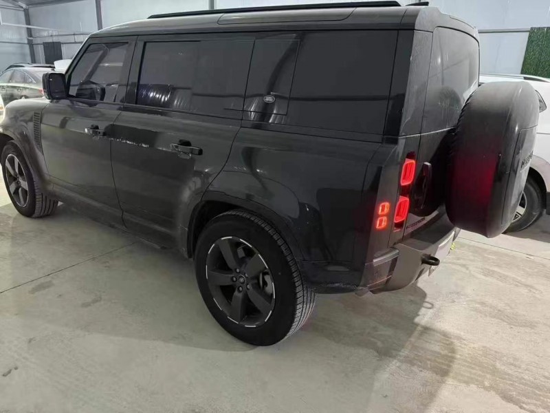 广州23年路虎卫士4