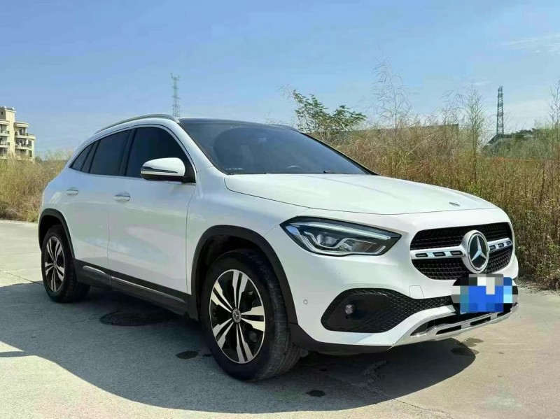 广州21年奔驰GLA2
