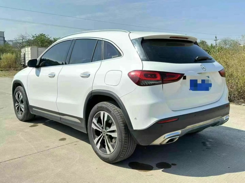 广州21年奔驰GLA4