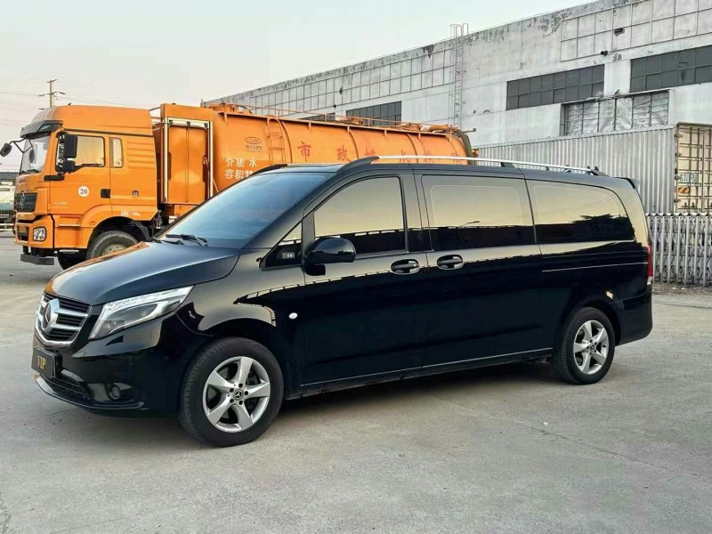 菏泽20年奔驰威霆3