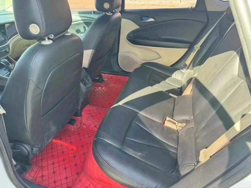 枣庄17年别克威朗6