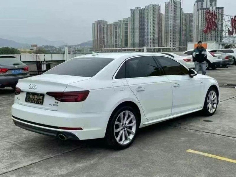 东莞18年奥迪A4L8