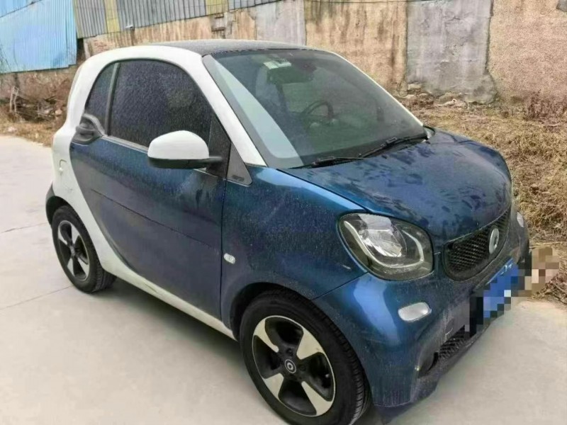 济宁18年奔驰smart2