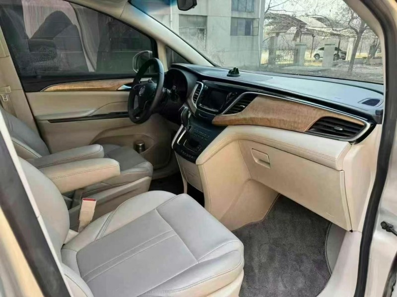 枣庄19年别克GL85