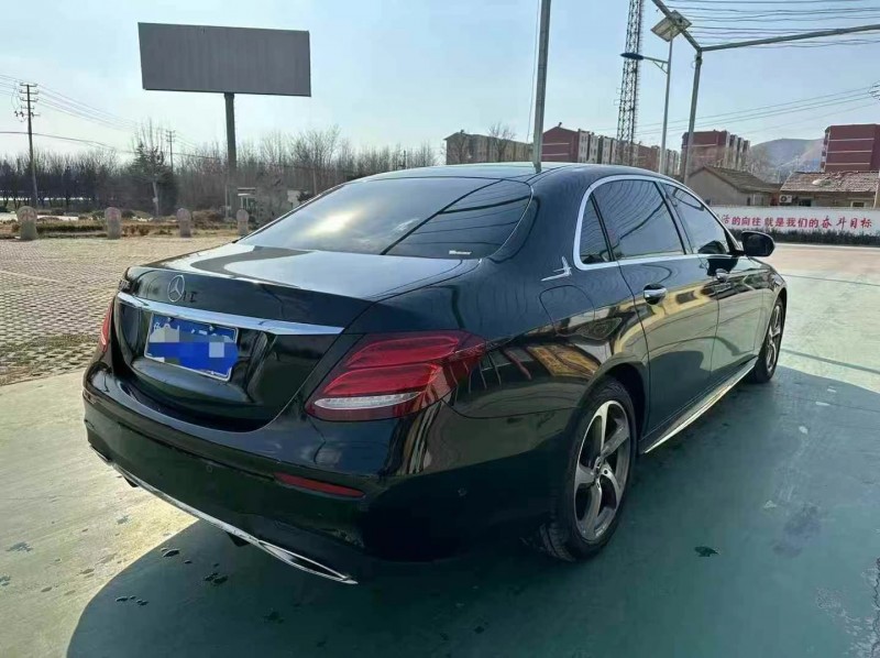 东营17年奔驰E7