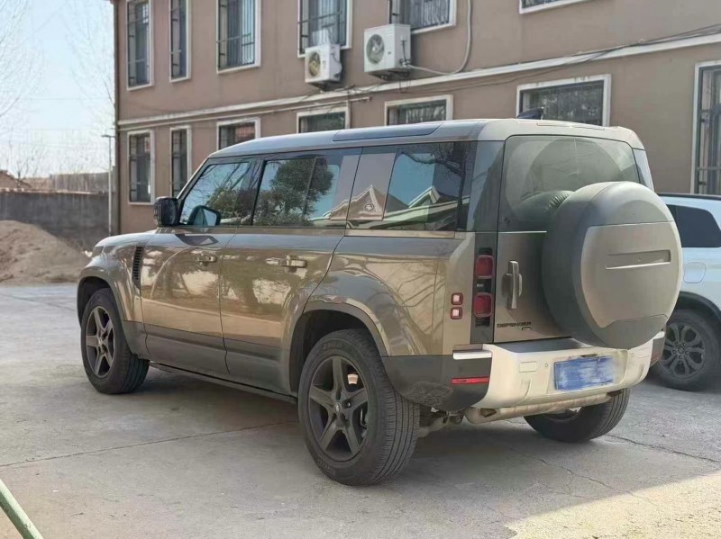 东营21年路虎卫士7