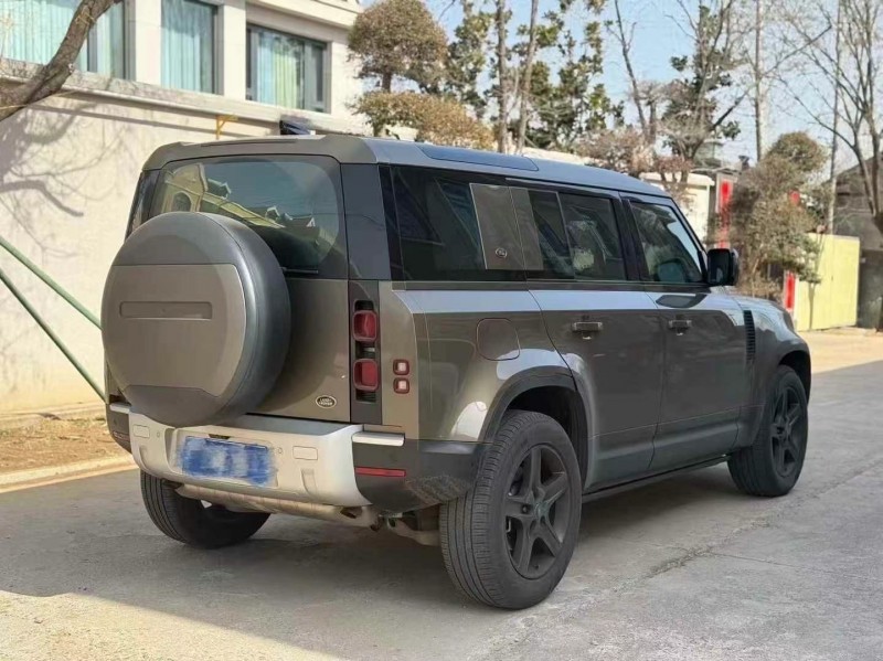 东营21年路虎卫士8