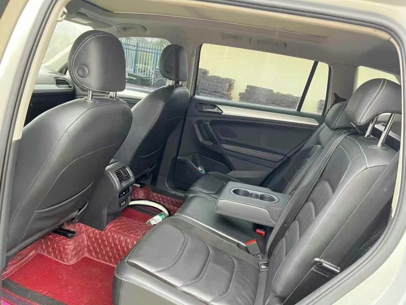 邵阳17年大众途观5