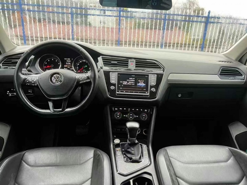 邵阳17年大众途观6