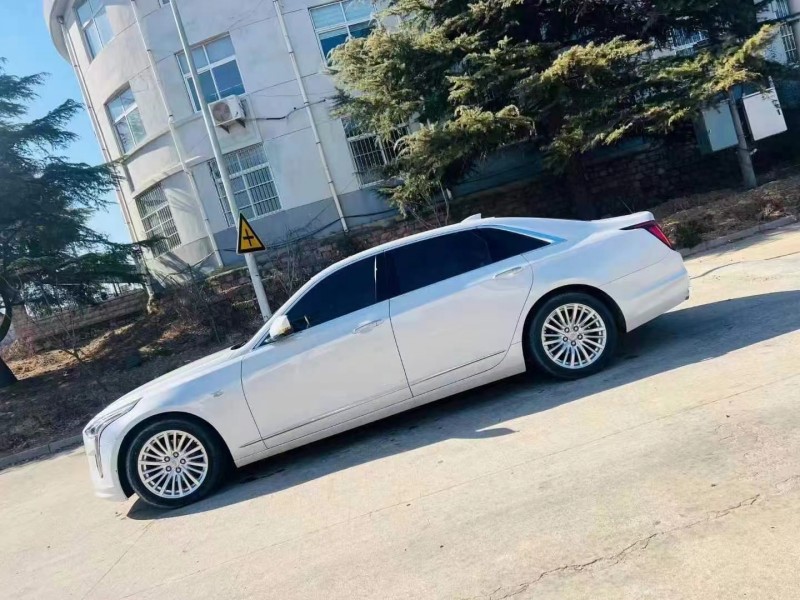 煙臺22年凱迪拉克CT63