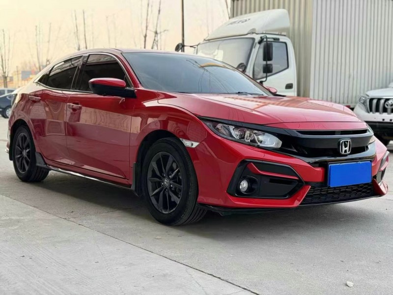 济宁22年本田思域2