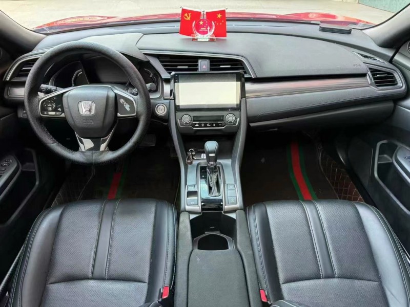 济宁22年本田思域5