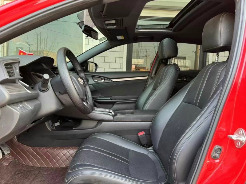 济宁22年本田思域8