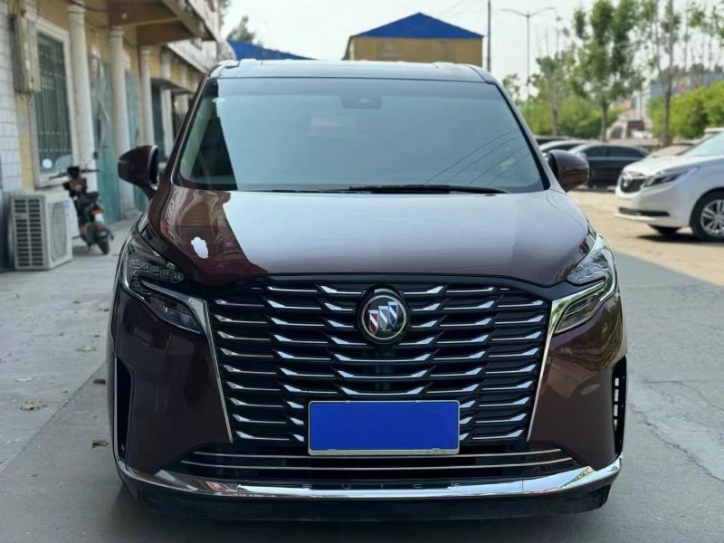 济宁23年别克GL81