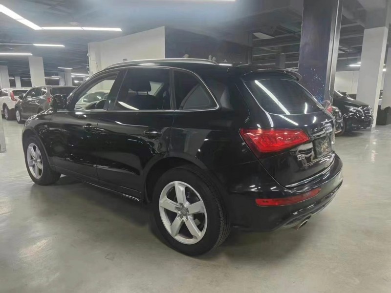 济宁18年奥迪Q57