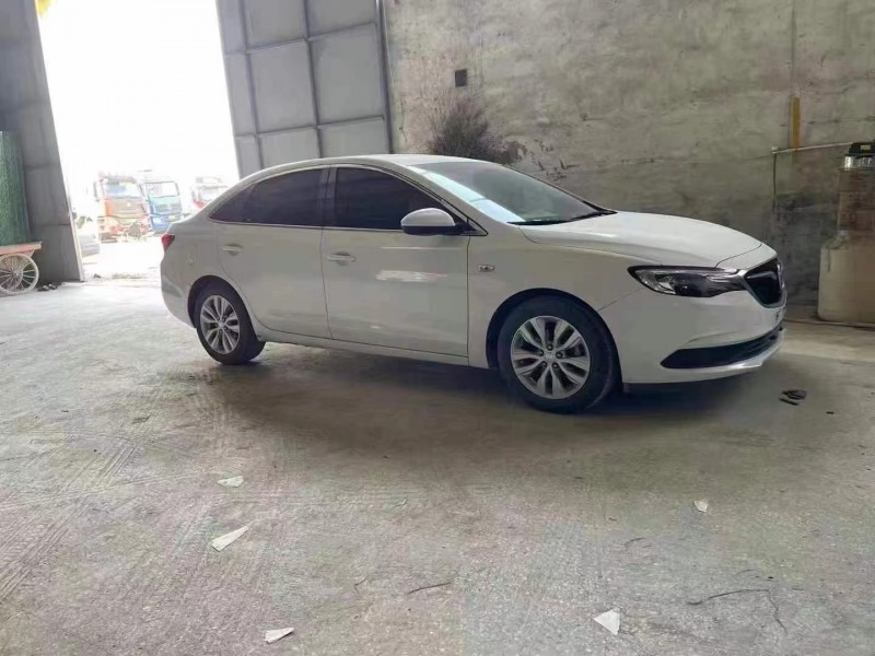 菏泽21年别克英朗3