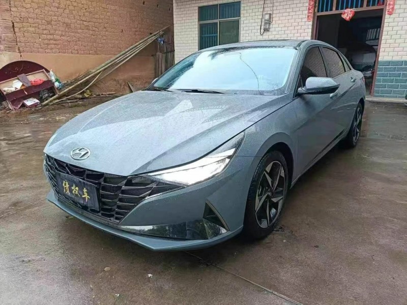 邵阳23年现代伊兰特2