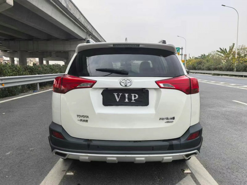 广州15年丰田RAV45